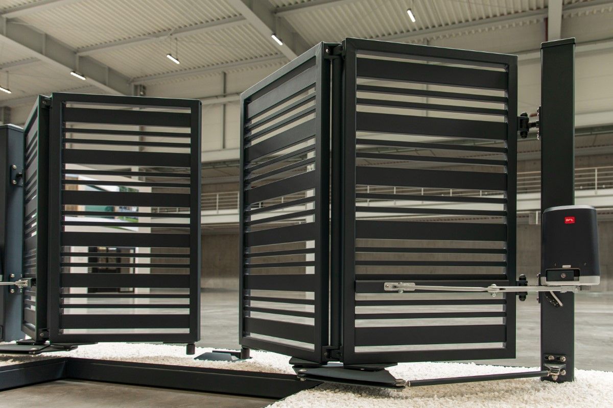 Foldbar indgangsport