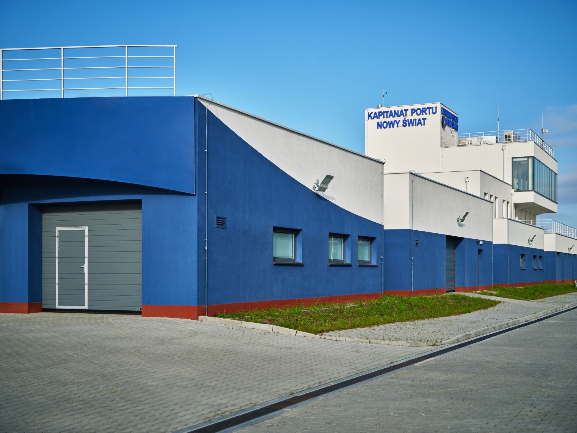 WIŚNIOWSKI-porte ved havnemesterkontoret i Nowy Świat