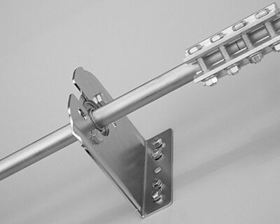 Åben konstruktion af monteringselementerne